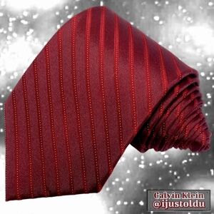 Calvin Klein Luxurious Woven Silk Tie | Traditional Diagonal Striped Red Necktie